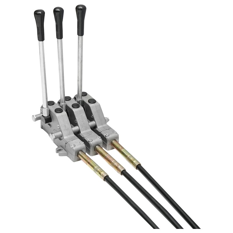 Distribuitor hidraulic cu 3 manete, lungime cablu 2m presiune 250 bar debit 80L/min Breckner Germany
